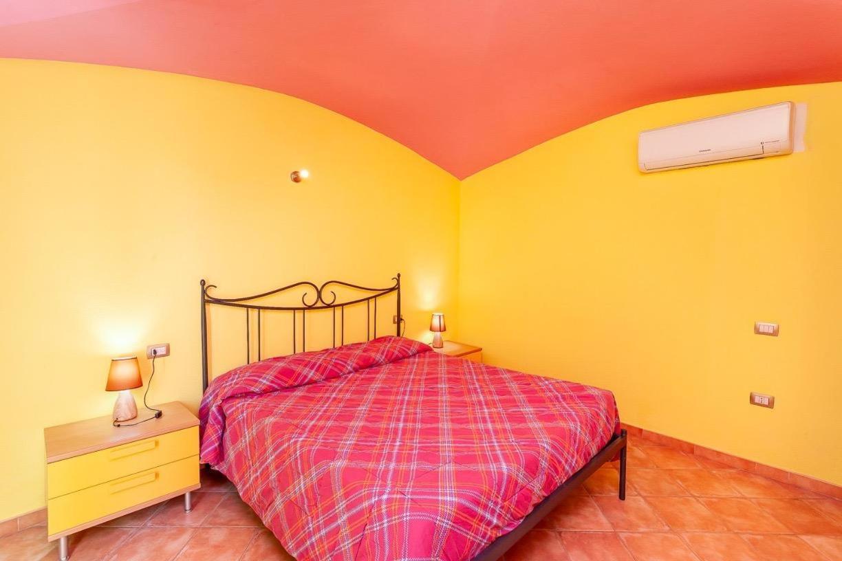 سان تيودورو B&B Pettirosso Garden المظهر الخارجي الصورة